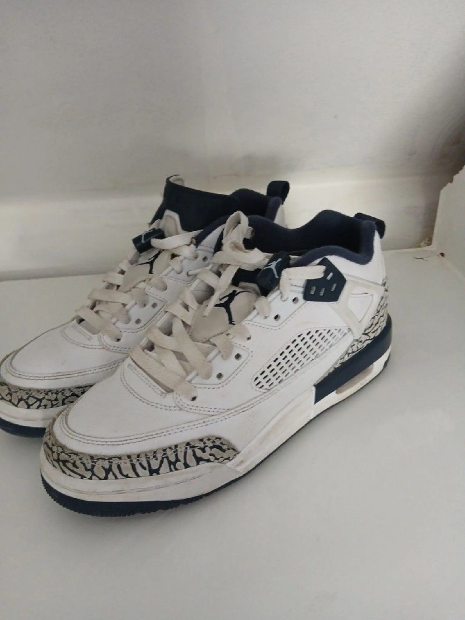 Jordan 3 Retro 'Midnight Navy' – photo 2
